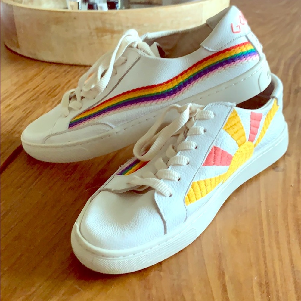 Soludos “Good Vibes” sneakers